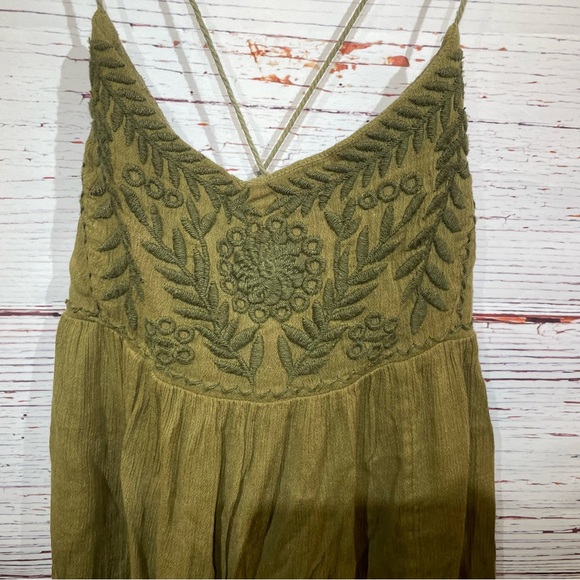 Free People Women's Blackbird Embroidered Floral Green Top - size XS - Picture 3 of 9
